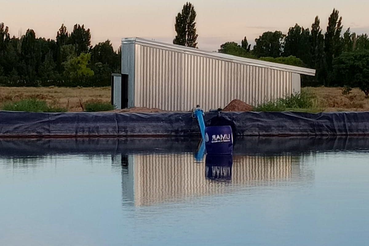 Reservorio con flotante UMAR